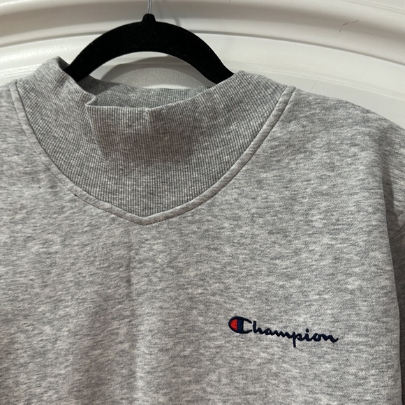 CHAMPION Authentic Athletic Wear CA L/G - Picture 3 of 10